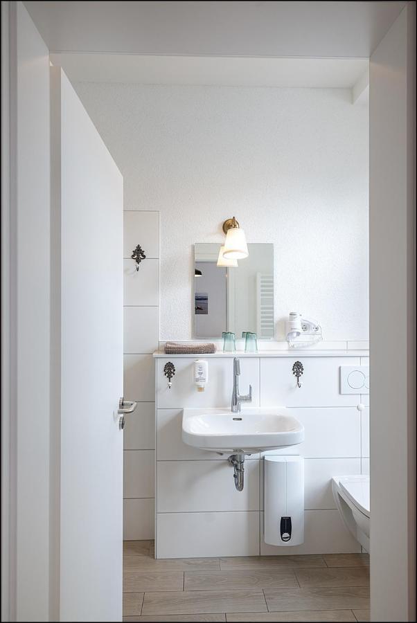 Markt Eins Gaestezimmer Schoppenstedt Buitenkant foto
