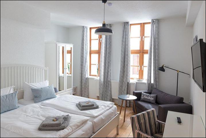 Markt Eins Gaestezimmer Schoppenstedt Buitenkant foto