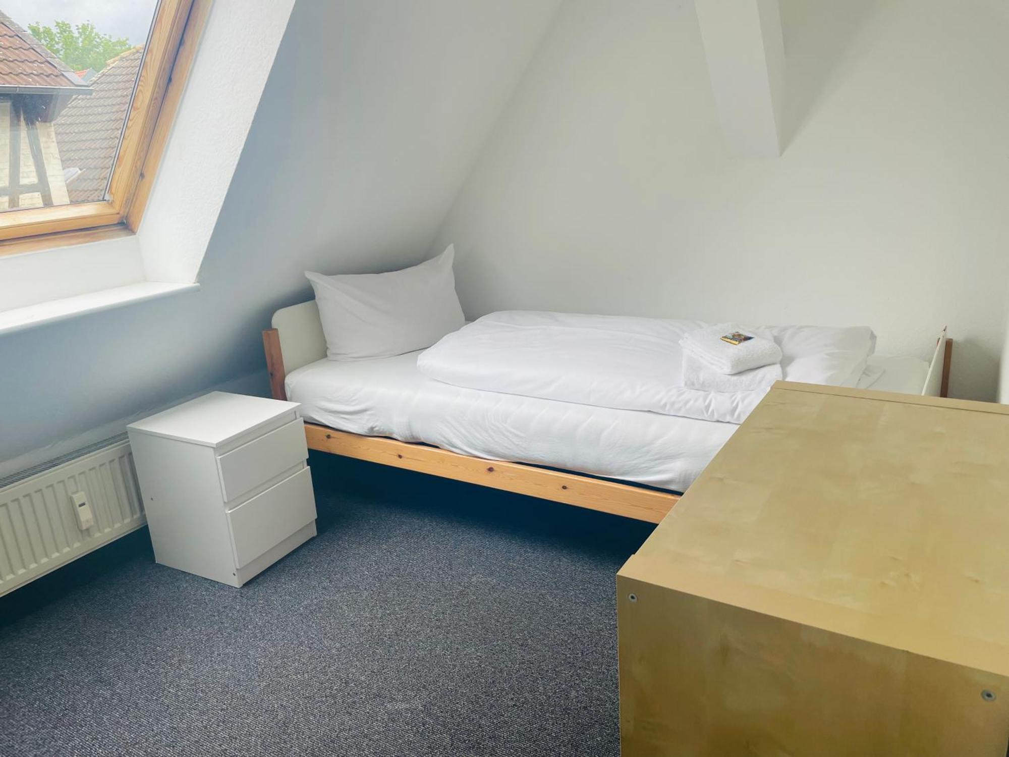 Markt Eins Gaestezimmer Schoppenstedt Buitenkant foto